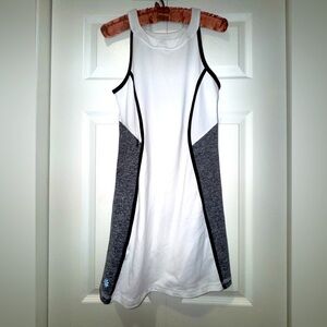 Athleta Running Wild Mesh Back White Heather Gray Tennis Dress Size XS. VGUC